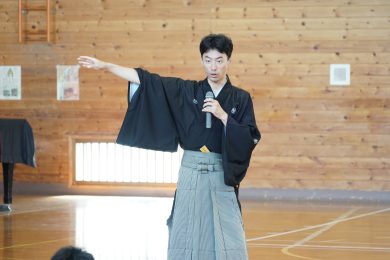 中村修一さん 狂言アウトリーチ